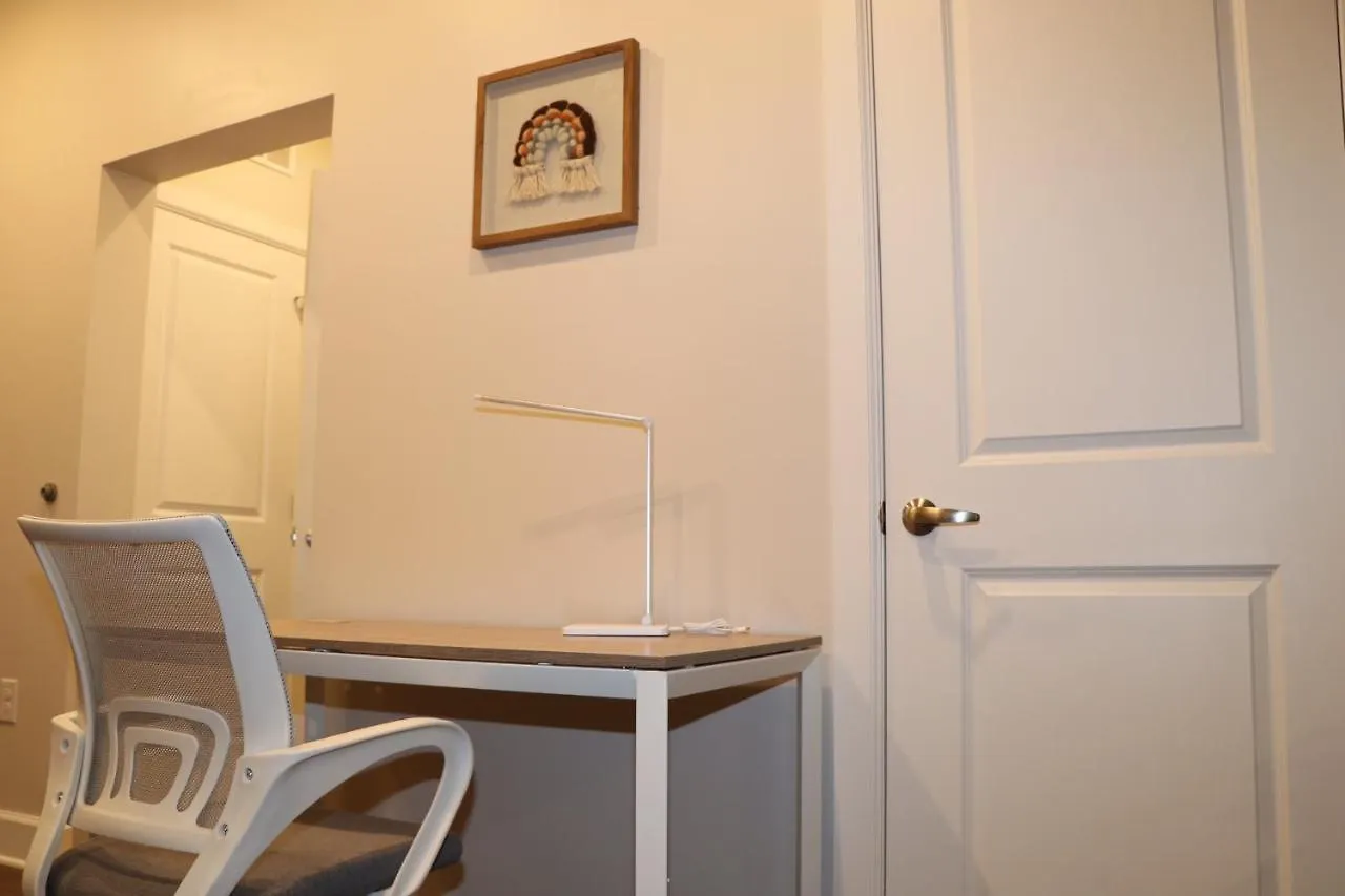 Chateau De Paris Nashville Apartment